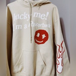 Lucky me I’m a Razorback hoodie